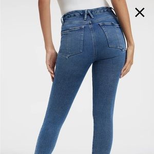 Good American cropped jeans